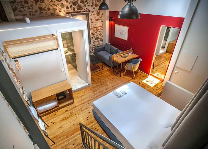 Belle Athenes - Luxury Rooms At Monastiraki Railway Station