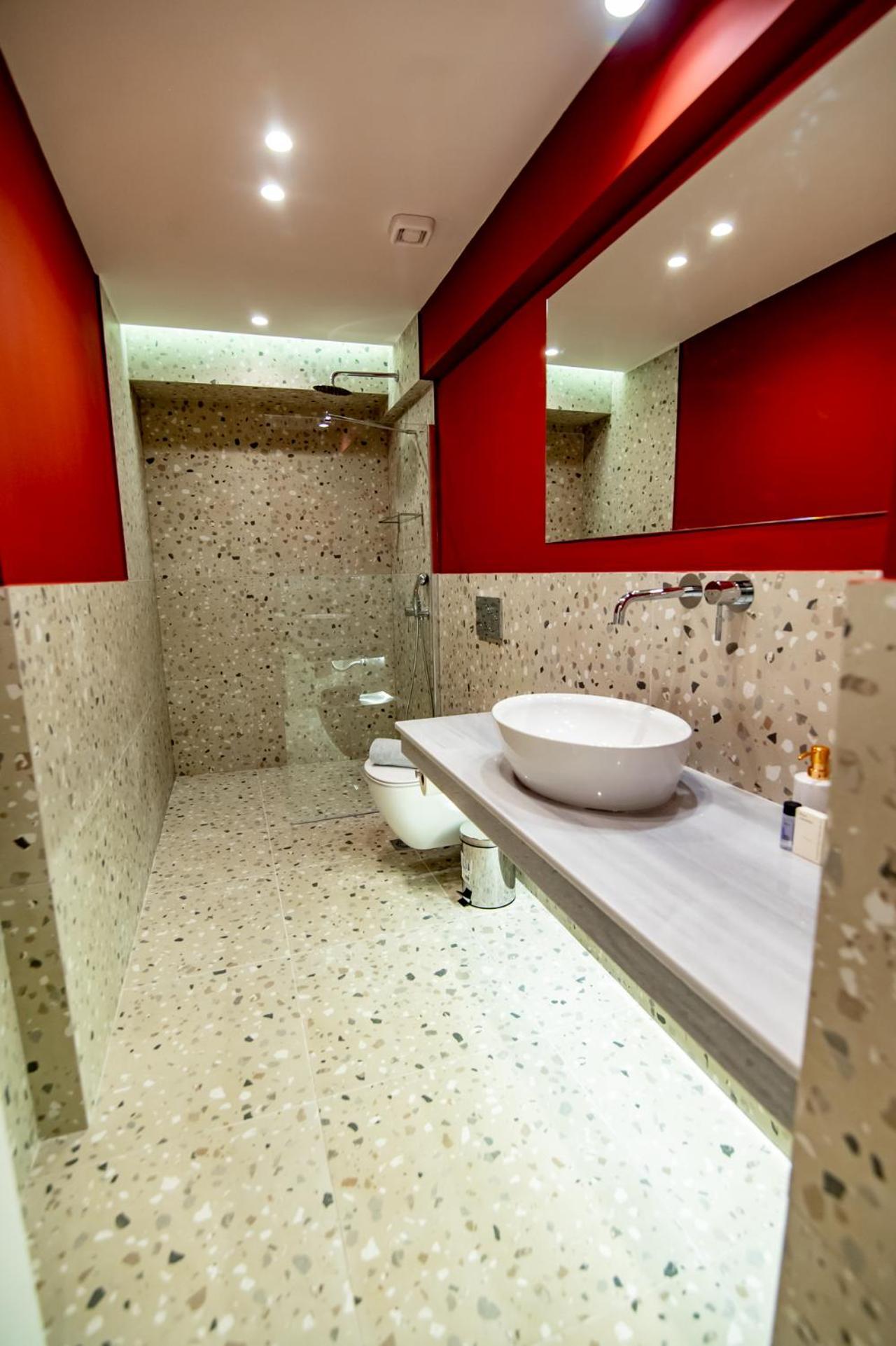 Belle - Luxury At Monastiraki Railway Station