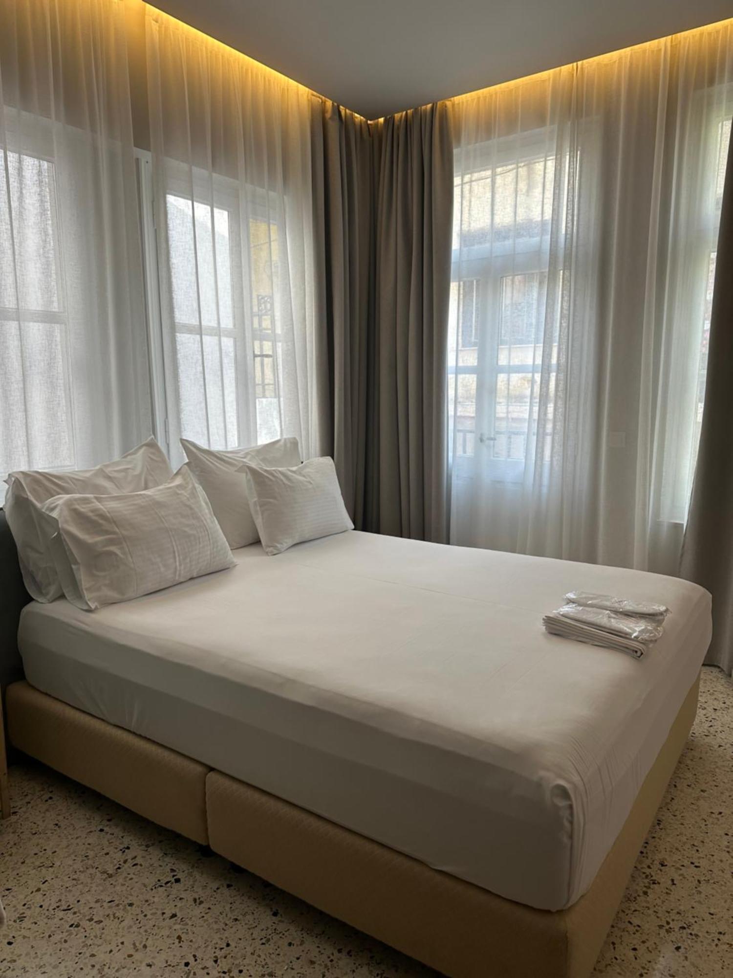 Belle - Luxury At Monastiraki Railway Station *