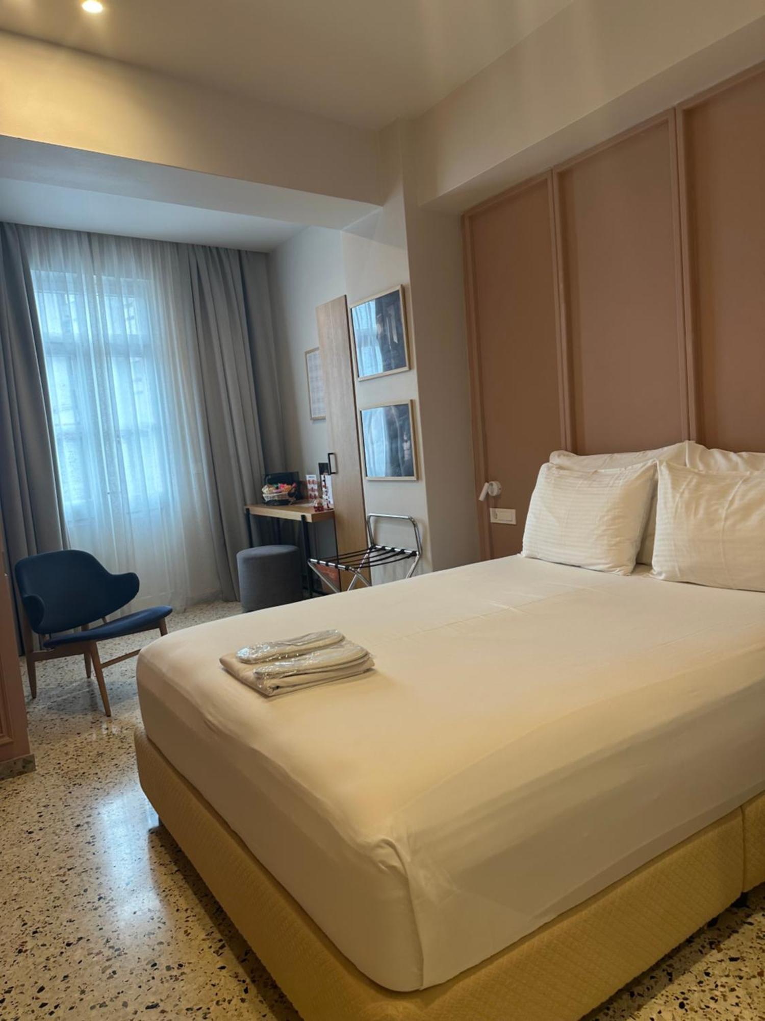 Hotel Belle - Luxury At Monastiraki Railway Station *